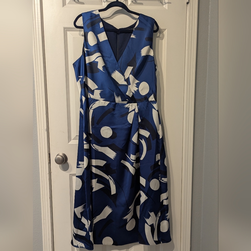 Ralph Lauren Blue and White Patterned Midi Dress